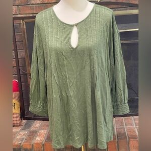 Knox Rose Sage Green Keyhole Tunic